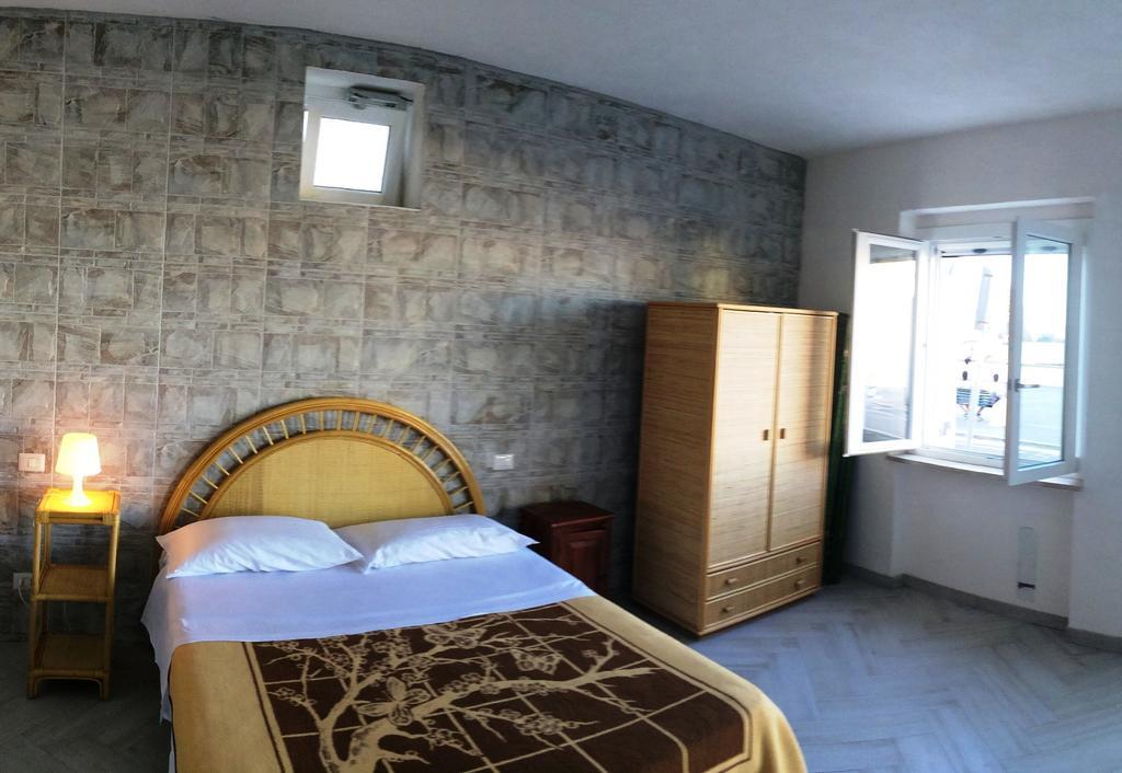 Appartamento Il Maestrale - Immobilevante Ponza Esterno foto